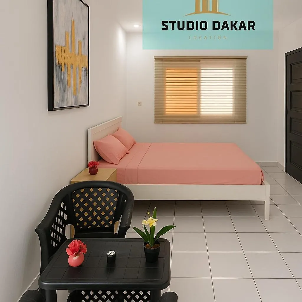 Mini-Studio Parfait Pour Sejour Avec Wifi Gratuite Dakar