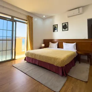 Oasis, Seaside Apartahotel